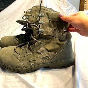 Mens Tactical Boots